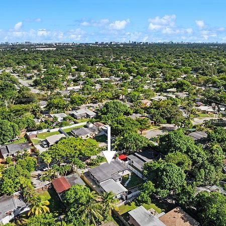 3 Bedroom And 2 Bath North Miami, Florida Exterior foto