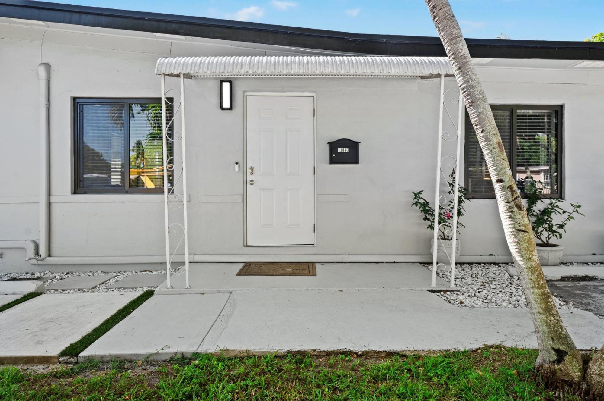 3 Bedroom And 2 Bath North Miami, Florida Exterior foto